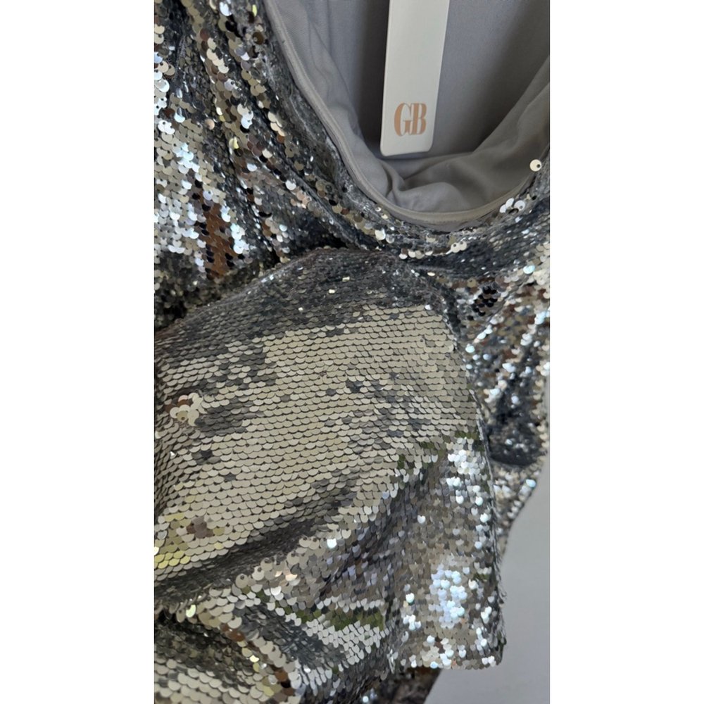 GB Silver Sequin Strapless Mini Dress
Sizes M, L - Picture 4 of 7
